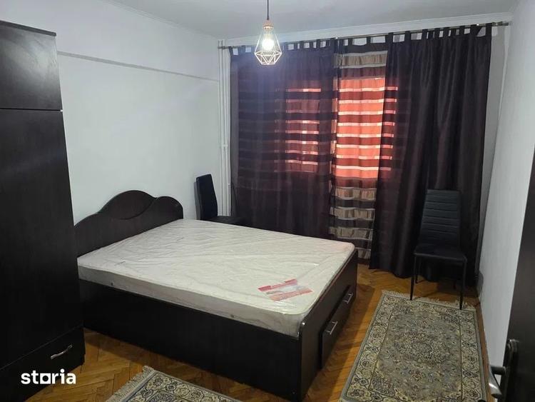 Apartament cu 3 camere decomandat în Gară