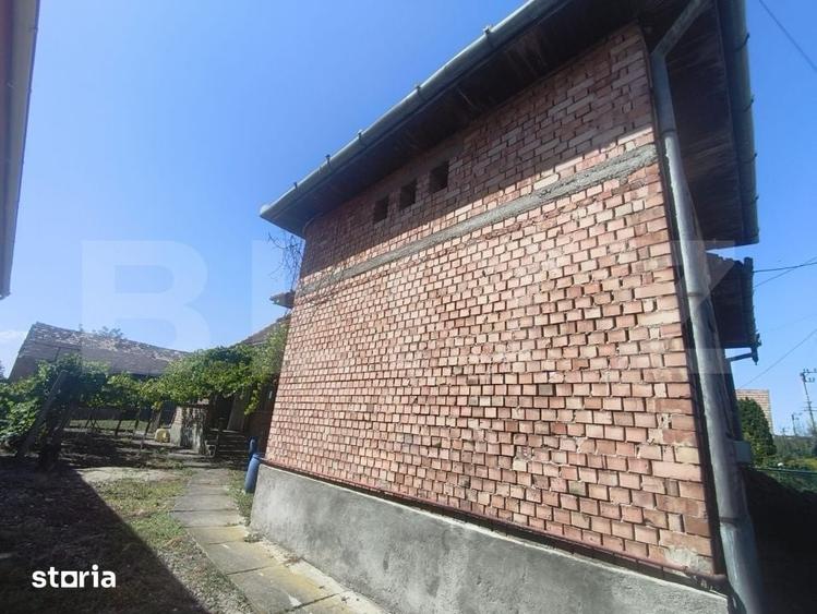 Casă cu 3 camere cu Teren 1435 Mp în Central
