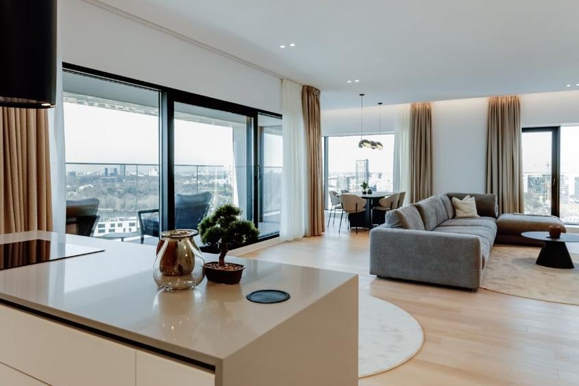 Apartament cu 4 camere decomandat, mobilat în Floreasca