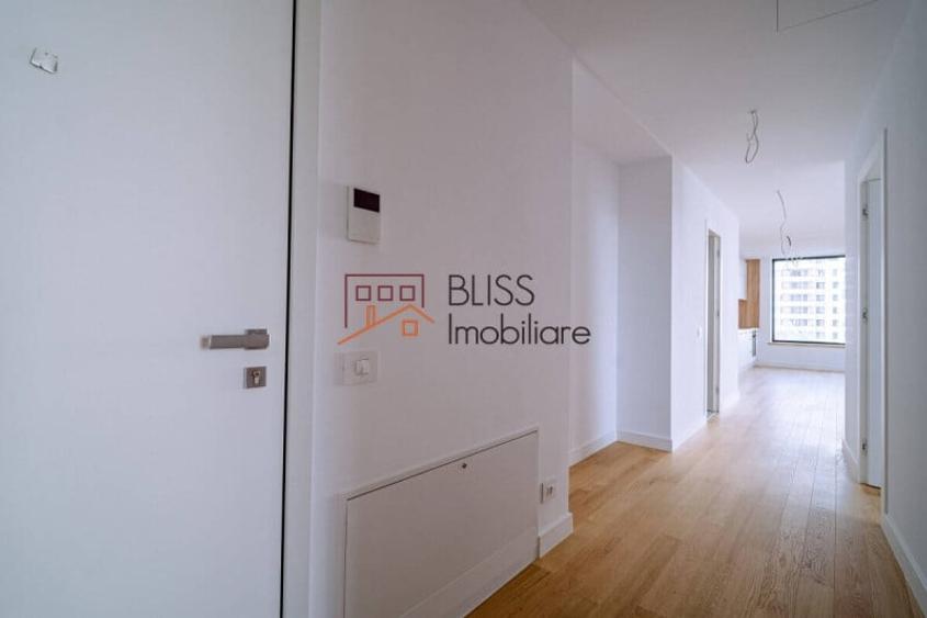 Apartament cu 3 camere semidecomandat în Iancu Nicolae
