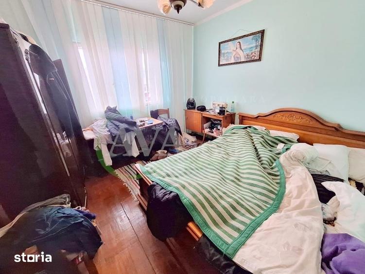 Apartament cu 4 camere decomandat în Narcisa