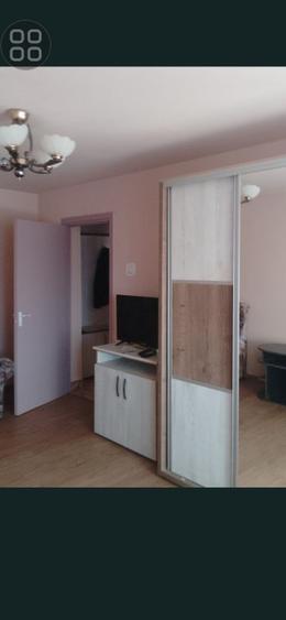 Apartament cu 2 camere decomandat în Craiter