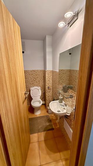 Apartament cu 3 camere decomandat în Aviației