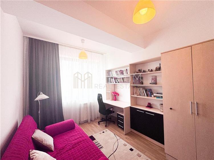 Apartament cu 4 camere semidecomandat, mobilat în Herăstrău