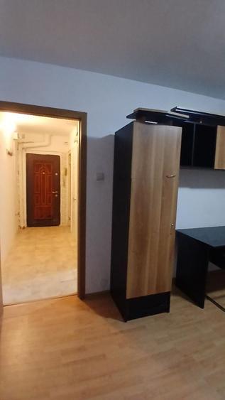 Garsonieră în Aradului