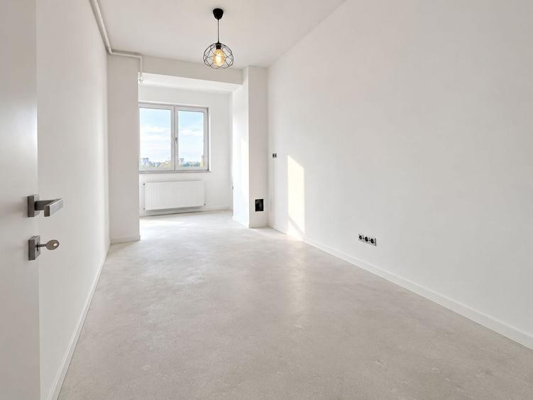 Apartament cu 4 camere decomandat, mobilat în Pipera