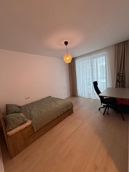 Apartament cu 2 camere decomandat, mobilat în Central