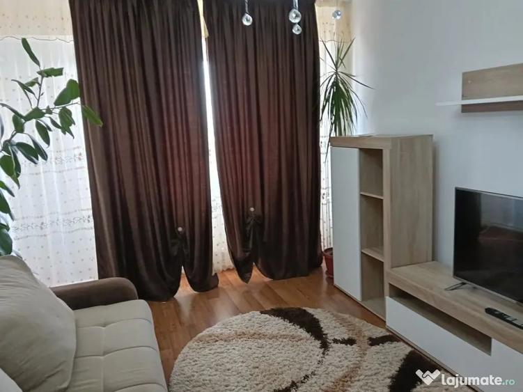 Apartament cu 2 camere decomandat în Mazepa 1