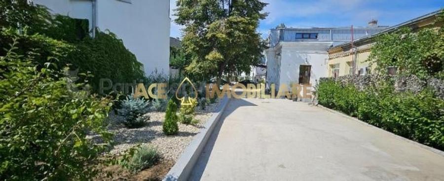 Birou, de 50 mp, în Unirii