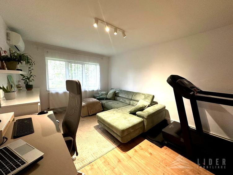 Apartament cu 3 camere decomandat, mobilat în Plopilor