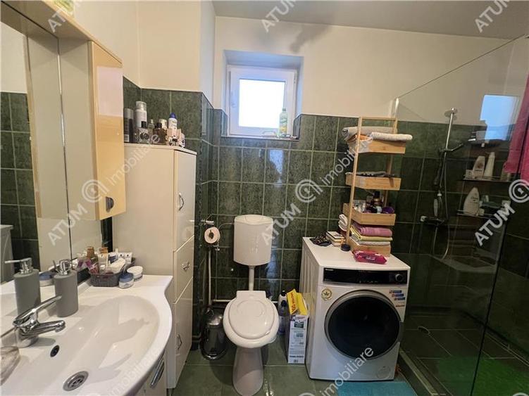 Casă individuală cu 4 camere cu Canalizare în Turnișor
