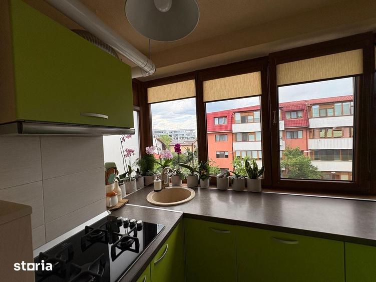 Apartament cu 3 camere decomandat în Central