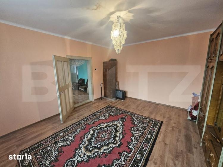 Casă cu 6 camere cu Teren 1850 Mp în Dumitra