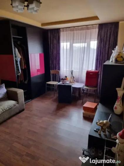 Apartament cu 2 camere decomandat în Burdujeni