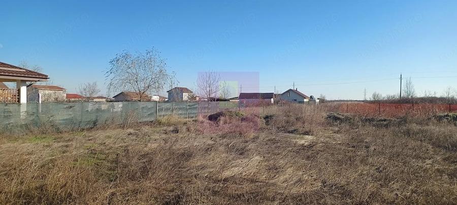 Teren de 1000 mp, în Săbăreni
