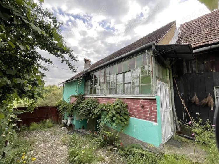 Casă cu 4 camere cu Teren 925 Mp în Fișer