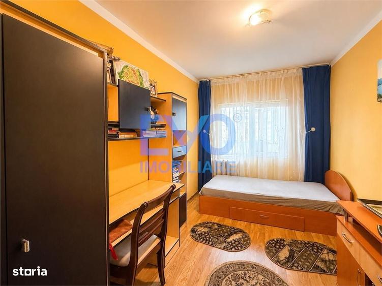 Apartament cu 3 camere decomandat în Central