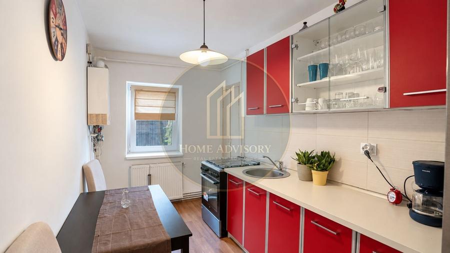 Apartament cu 2 camere decomandat, mobilat în Tractorul