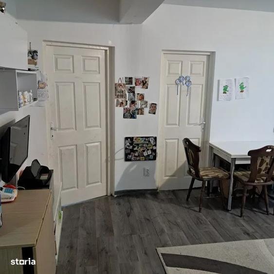 Apartament cu 3 camere, 50 mp, balcon, zona Terra - 2
