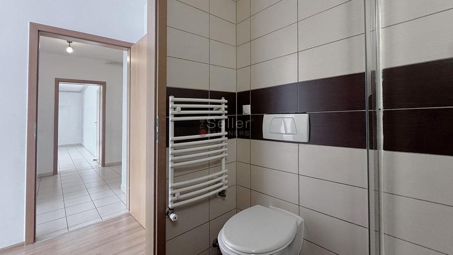 Apartament cu 3 camere decomandat în Avantgarden