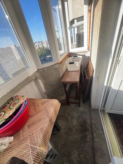 Apartament cu 2 camere decomandat în Micro 21