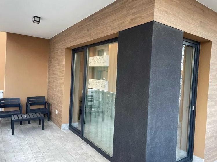 Apartament cu 2 camere decomandat în Giroc