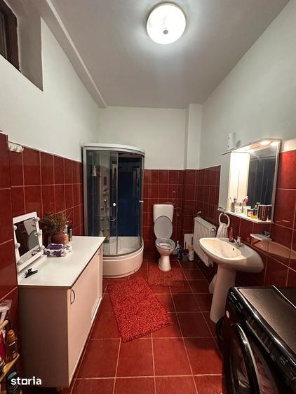 Casă cu 3 camere cu Teren 190 Mp în Central