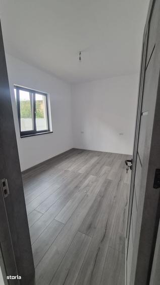 Casă cu 3 camere în Central