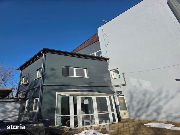 Spațiu comercial, de 468 mp, în Central