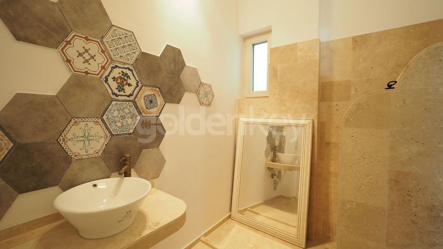 Duplex cu 7 camere cu Canalizare în Pipera