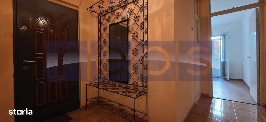Apartament cu 3 camere decomandat în Dristor