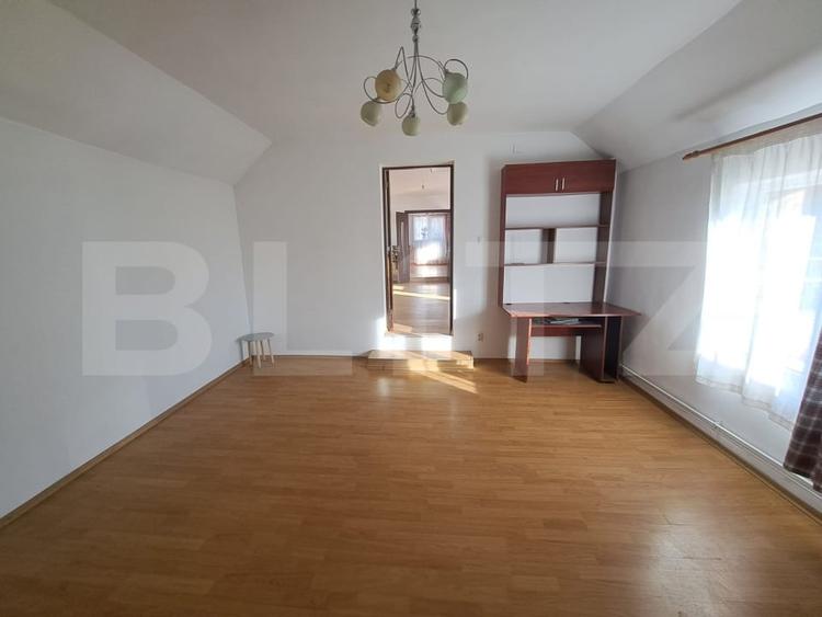Casă individuală cu 6 camere cu Canalizare în Bod