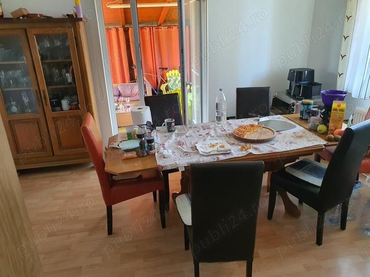 Casă cu 6 camere cu Teren 500 Mp în Central