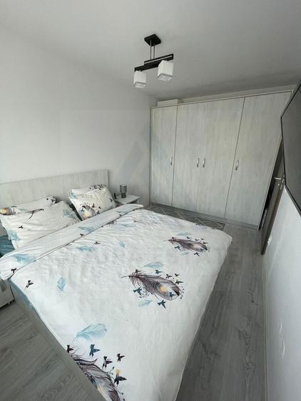 Apartament cu 3 camere decomandat, mobilat în Nord-Vest