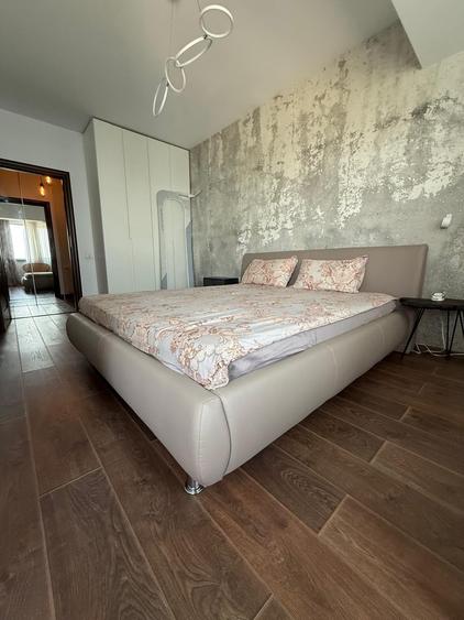 Apartament cu 3 camere decomandat în Lacul Morii