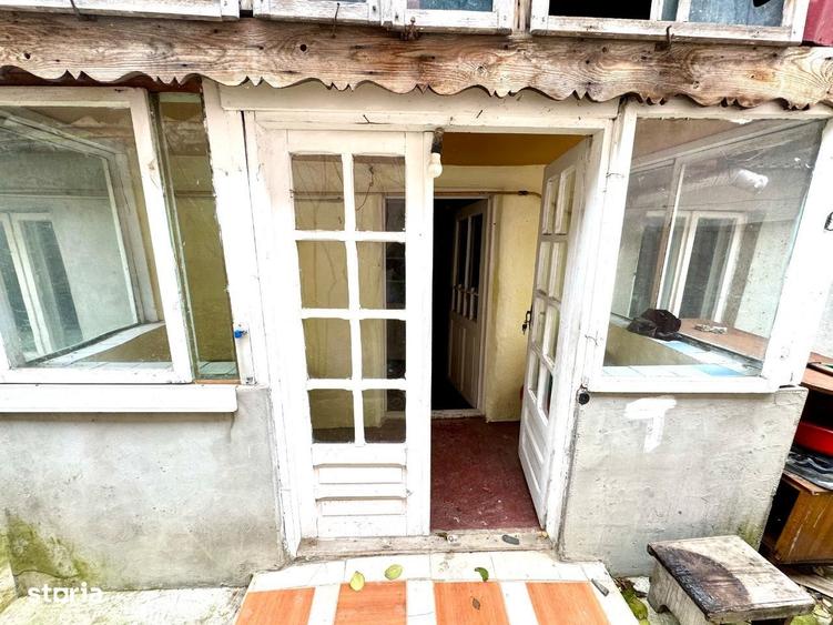 Casă cu 2 camere în Central