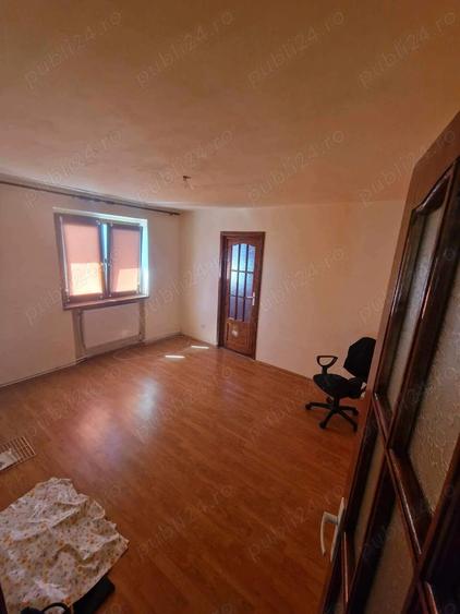 Apartament cu 2 camere nedecomandat în Central