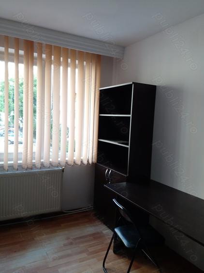 Apartament cu 3 camere în Dărmănești