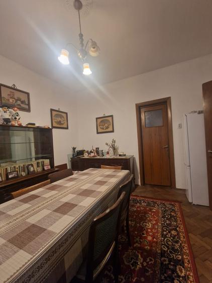 Apartament cu 3 camere decomandat în Alba Iulia