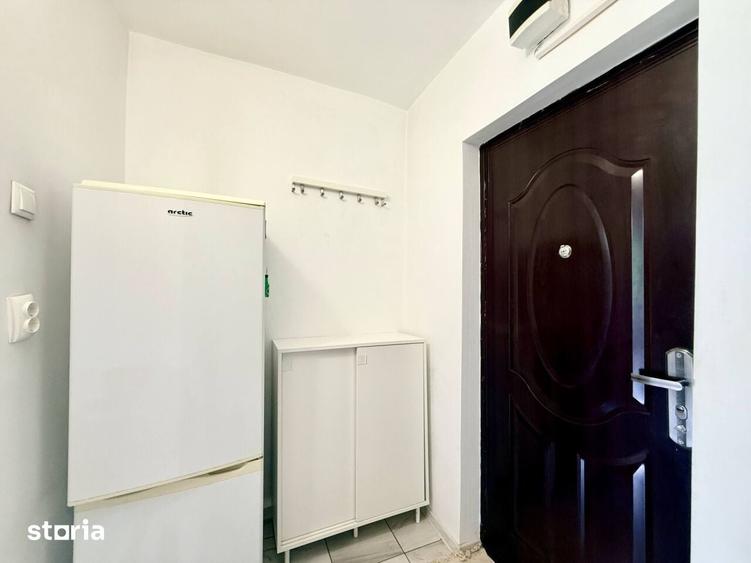Apartament cu 2 camere semidecomandat în Gara de Nord