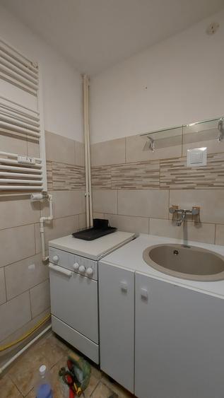 Apartament cu 2 camere decomandat în Cantemir