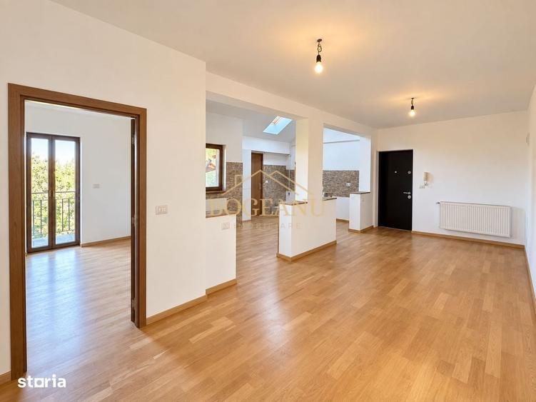 Apartament cu 3 camere semidecomandat în Neptun