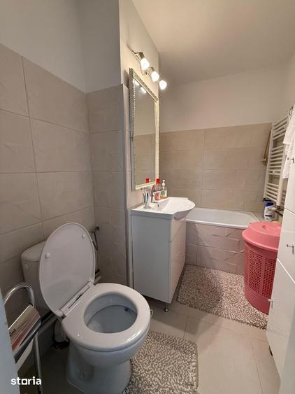 Apartament cu 3 camere în Traian