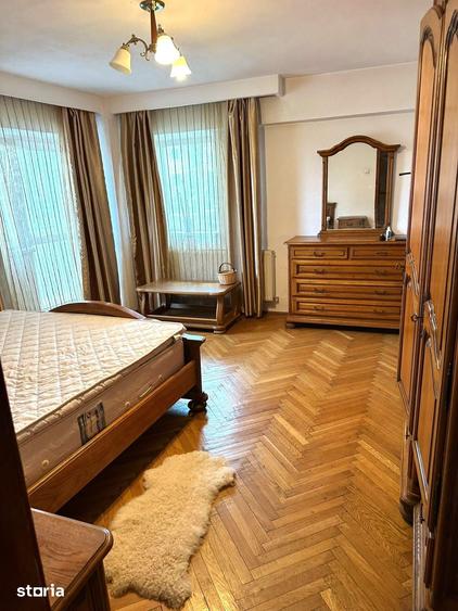 Apartament cu 3 camere în 13 Septembrie