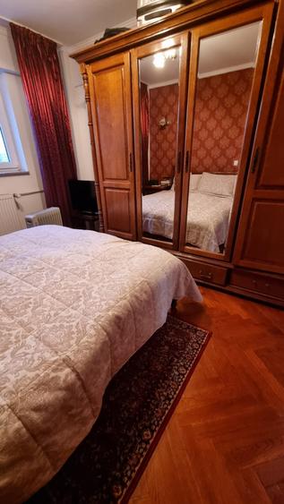 Apartament cu 4 camere decomandat, mobilat în Drumul Taberei