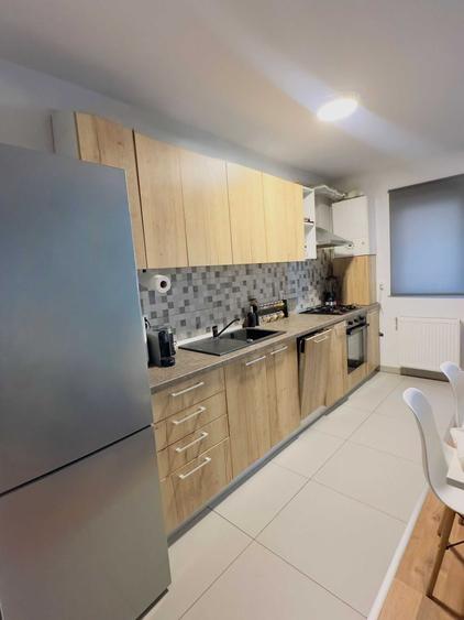 Apartament cu 3 camere în Florești