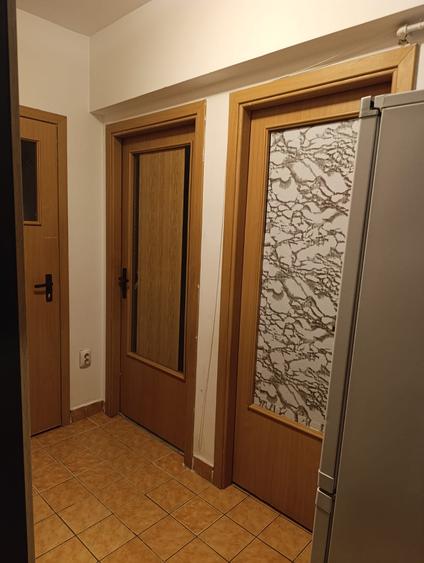 Garsonieră decomandată în Drumul Taberei