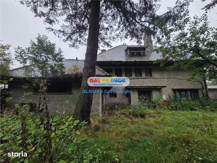 Spațiu comercial, de 1,050 mp, în Central