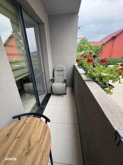 Apartament cu 3 camere decomandat în Cug — fotografia 3
