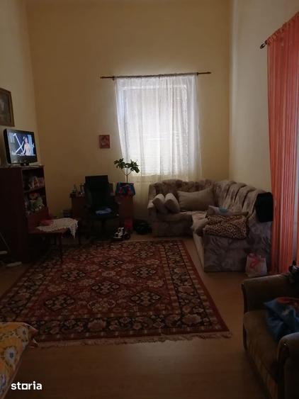 Casă cu 4 camere cu Teren 1560 Mp în Mișca